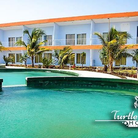 Turtle Beach Hotel Ujunggenteng Exterior photo